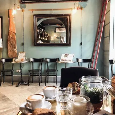Southsidehouse * Neapol